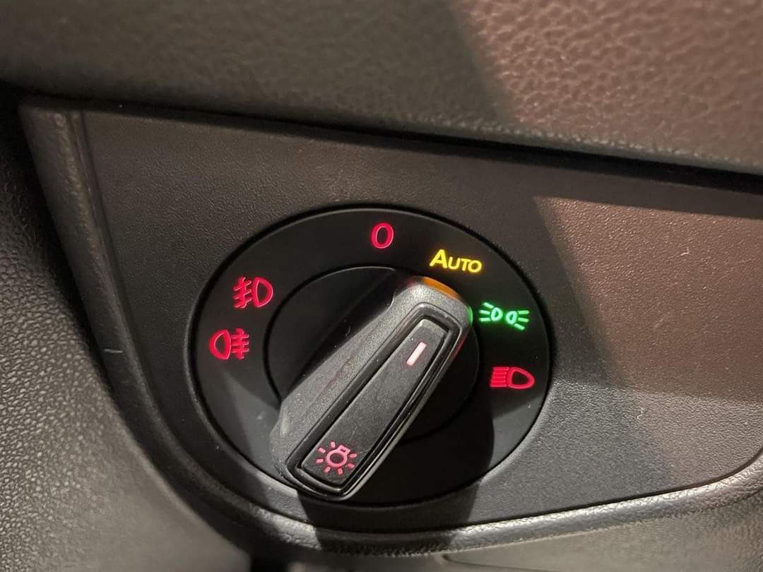 Volkswagen Polo – Image 19