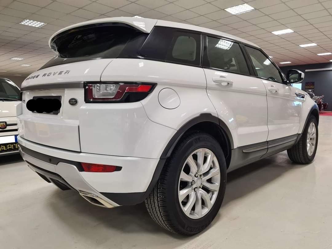 Land Rover Range Rover Evoque – Image 4