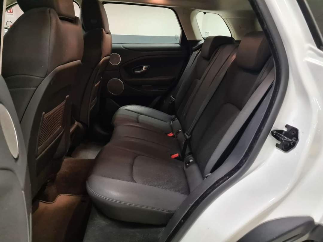 Land Rover Range Rover Evoque – Image 11