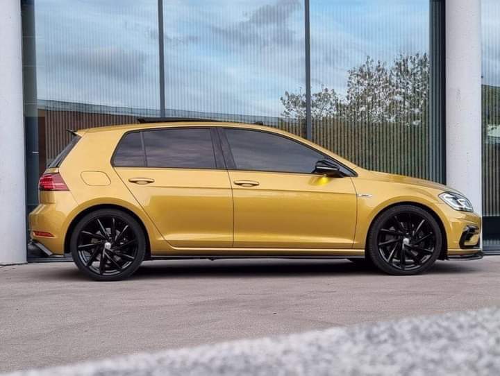 Volkswagen Golf R – Image 3