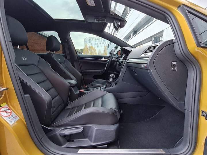 Volkswagen Golf R – Image 14