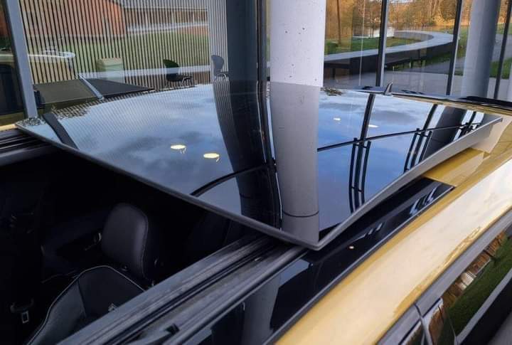 Volkswagen Golf R – Image 23