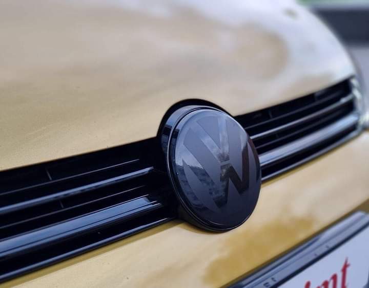 Volkswagen Golf R – Image 29