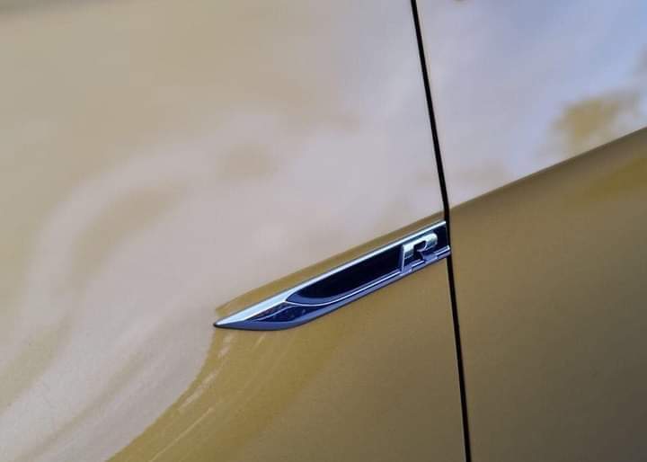 Volkswagen Golf R – Image 27