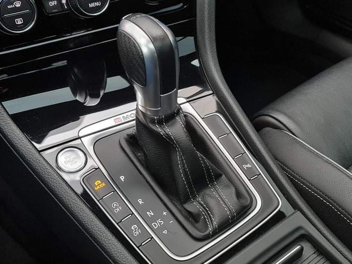 Volkswagen Golf R – Image 50