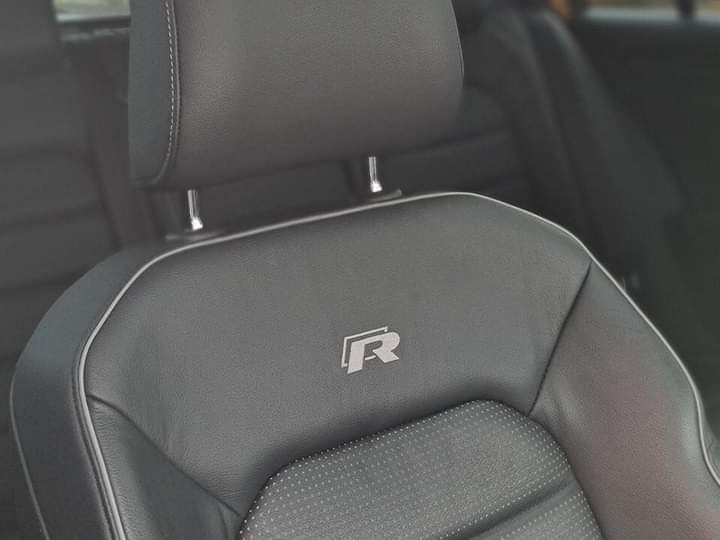 Volkswagen Golf R – Image 56