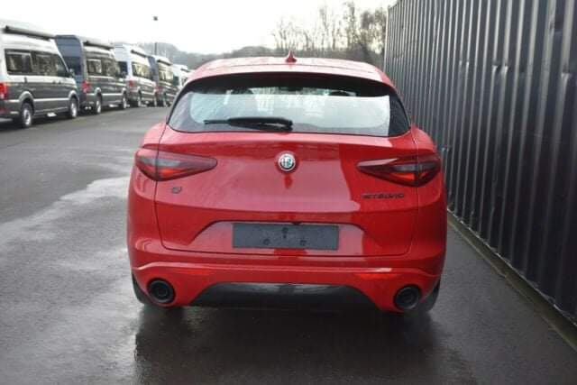Alfa Romeo Stelvio – Image 5