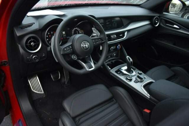 Alfa Romeo Stelvio – Image 8