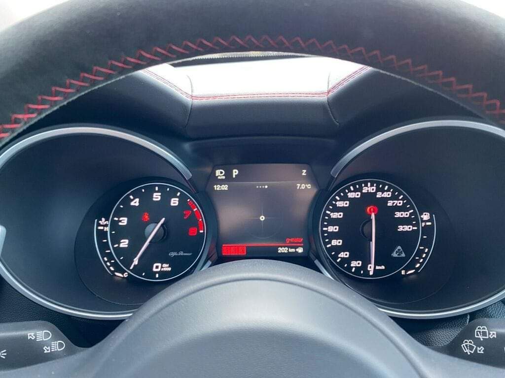 Alfa Romeo STELVIO – Image 3