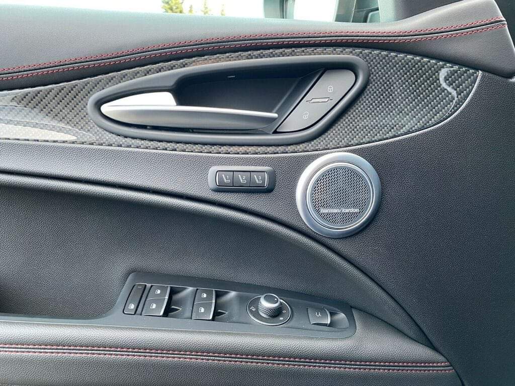 Alfa Romeo STELVIO – Image 13