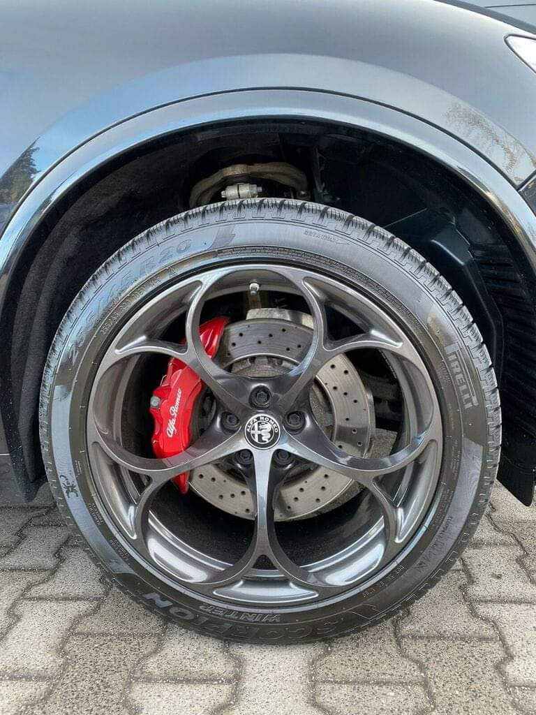 Alfa Romeo STELVIO – Image 15