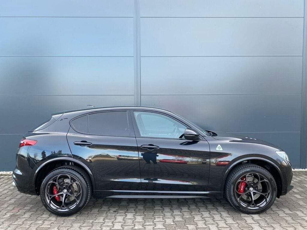 Alfa Romeo STELVIO – Image 19