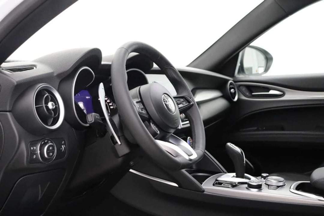 Alfa Romeo Stelvio – Image 6