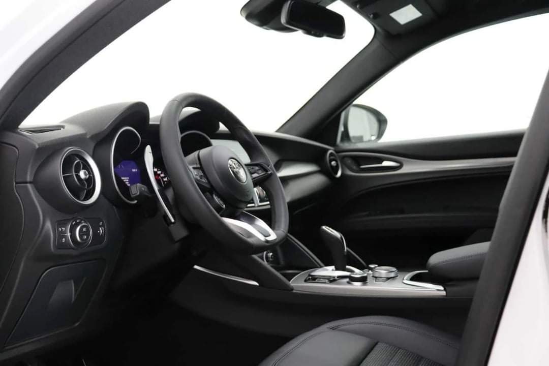 Alfa Romeo Stelvio – Image 11
