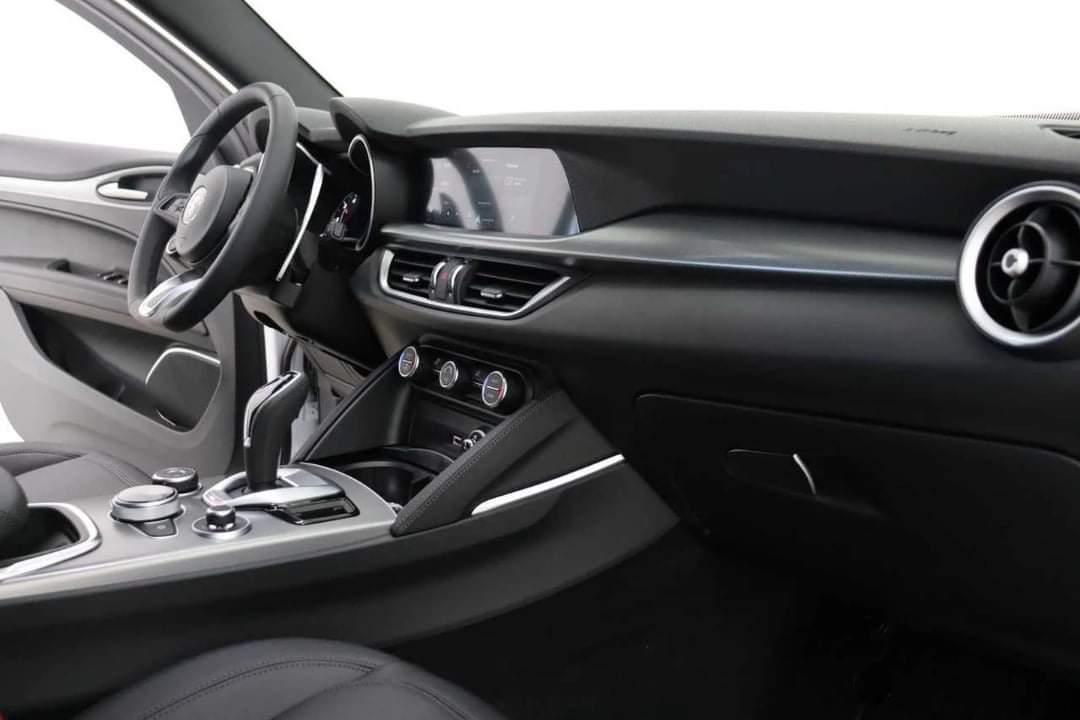Alfa Romeo Stelvio – Image 18