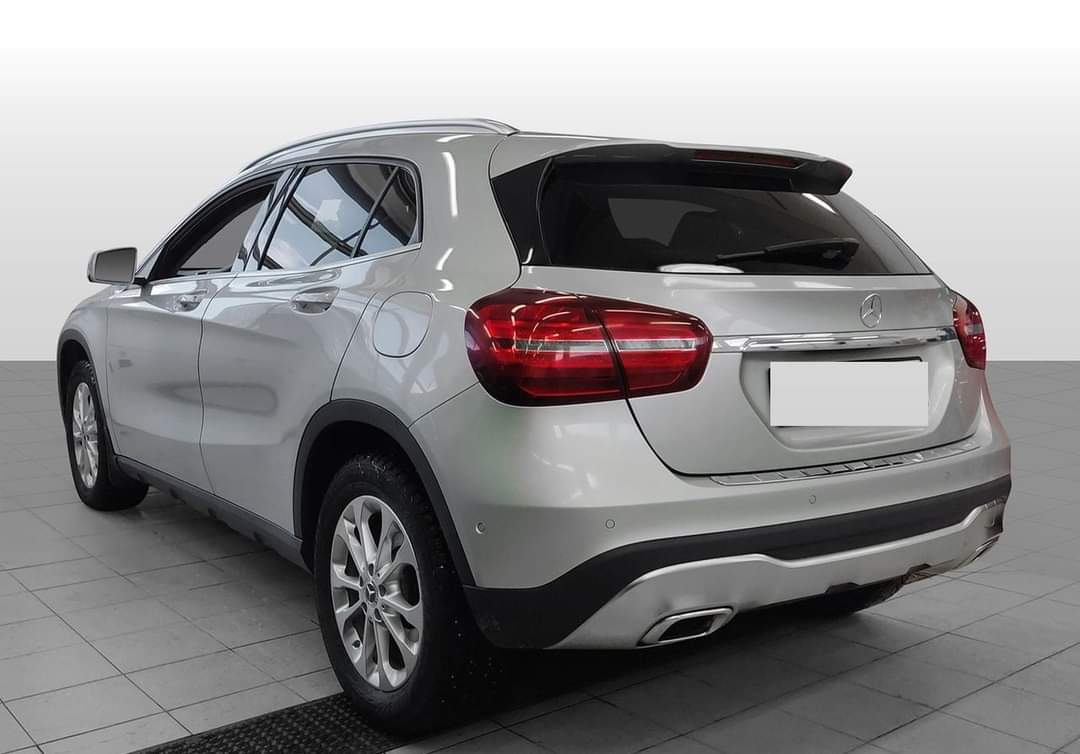 Mercedes-Benz GLA – Image 7