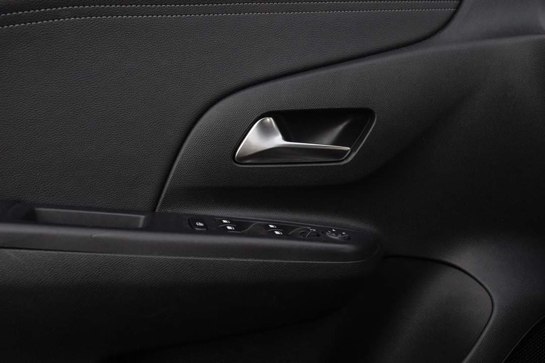 Opel Corsa – Image 17