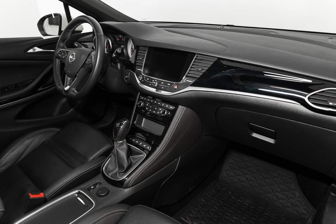 Opel Astra – Image 17