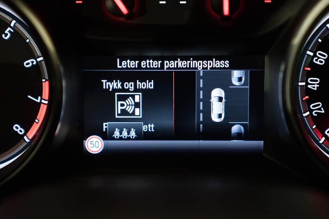 Opel Astra – Image 29