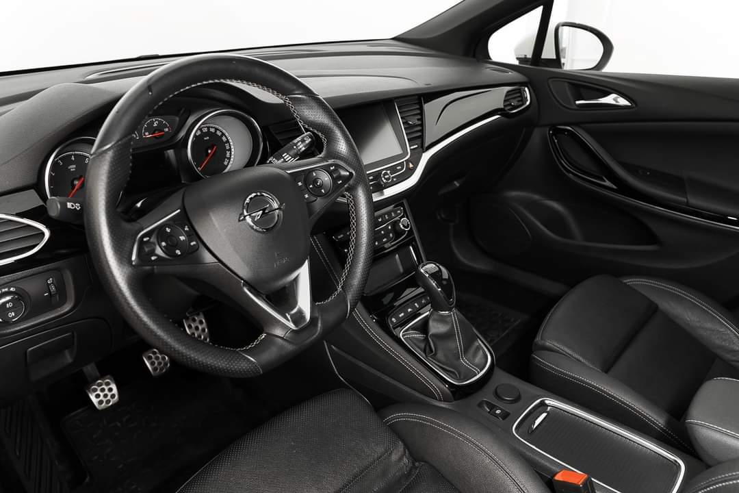 Opel Astra – Image 31