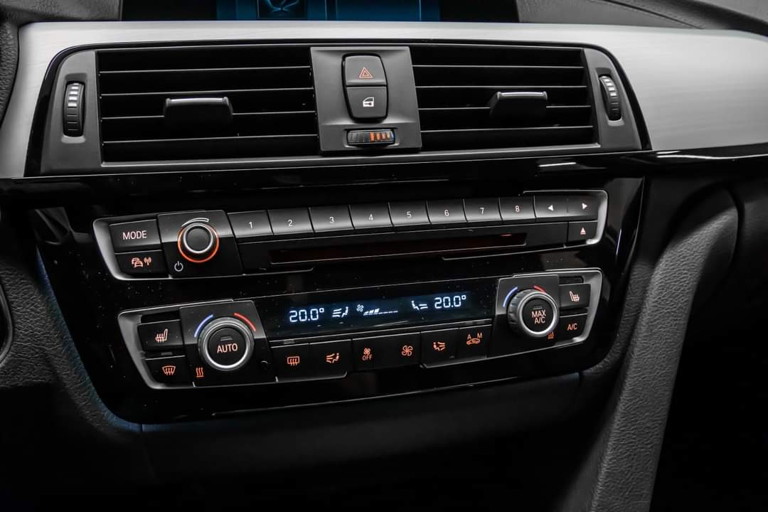 BMW Série 3 – Image 23