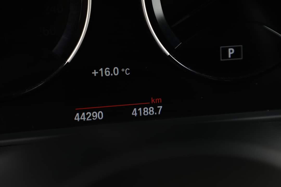 BMW série 2 – Image 13