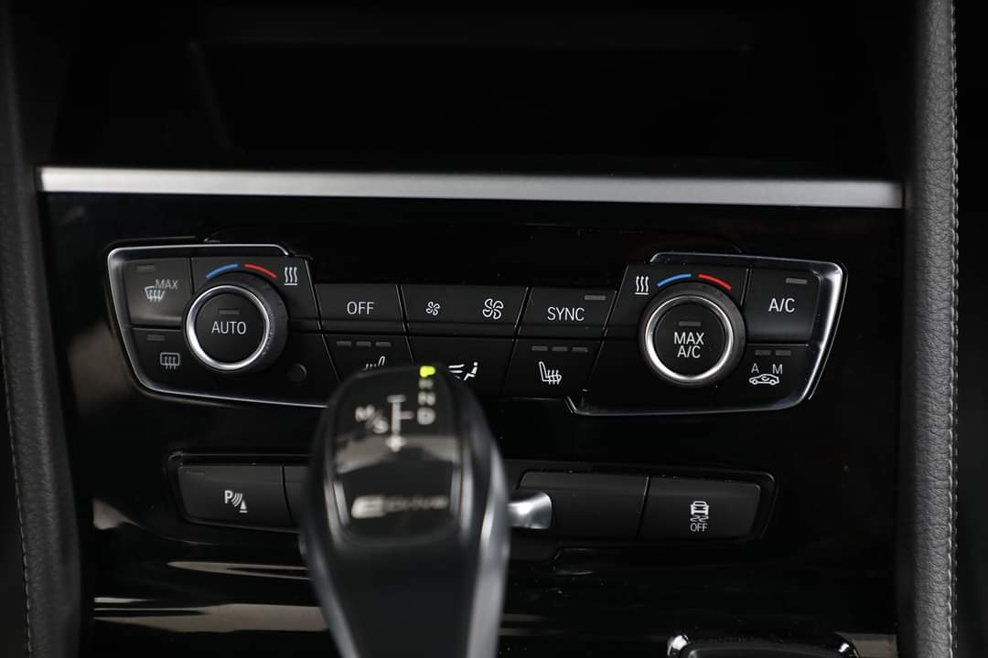 BMW série 2 – Image 12