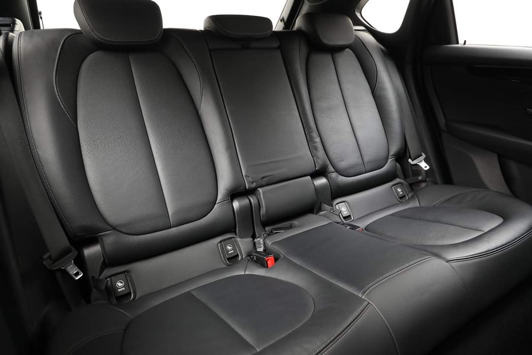 BMW série 2 – Image 15