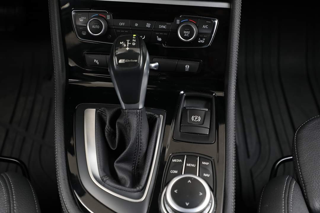 BMW série 2 – Image 19