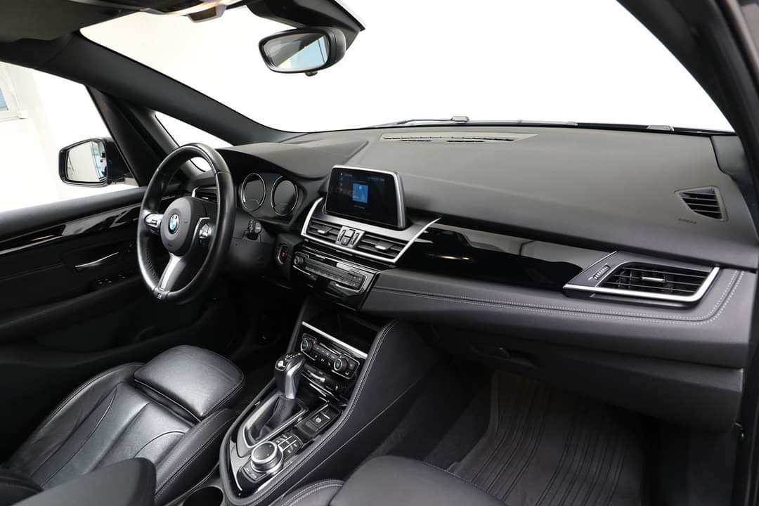 BMW série 2 – Image 22