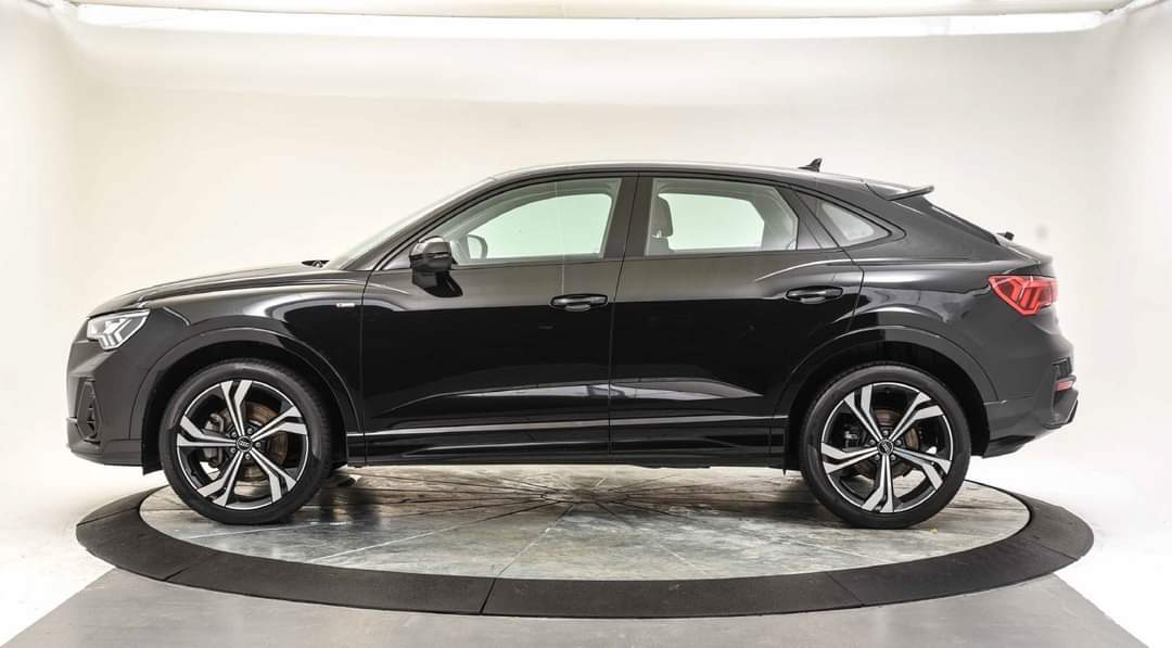 Audi Q3 – Image 10