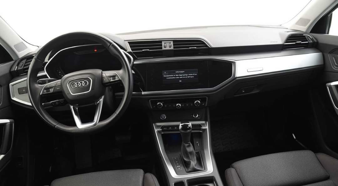 Audi Q3 – Image 12
