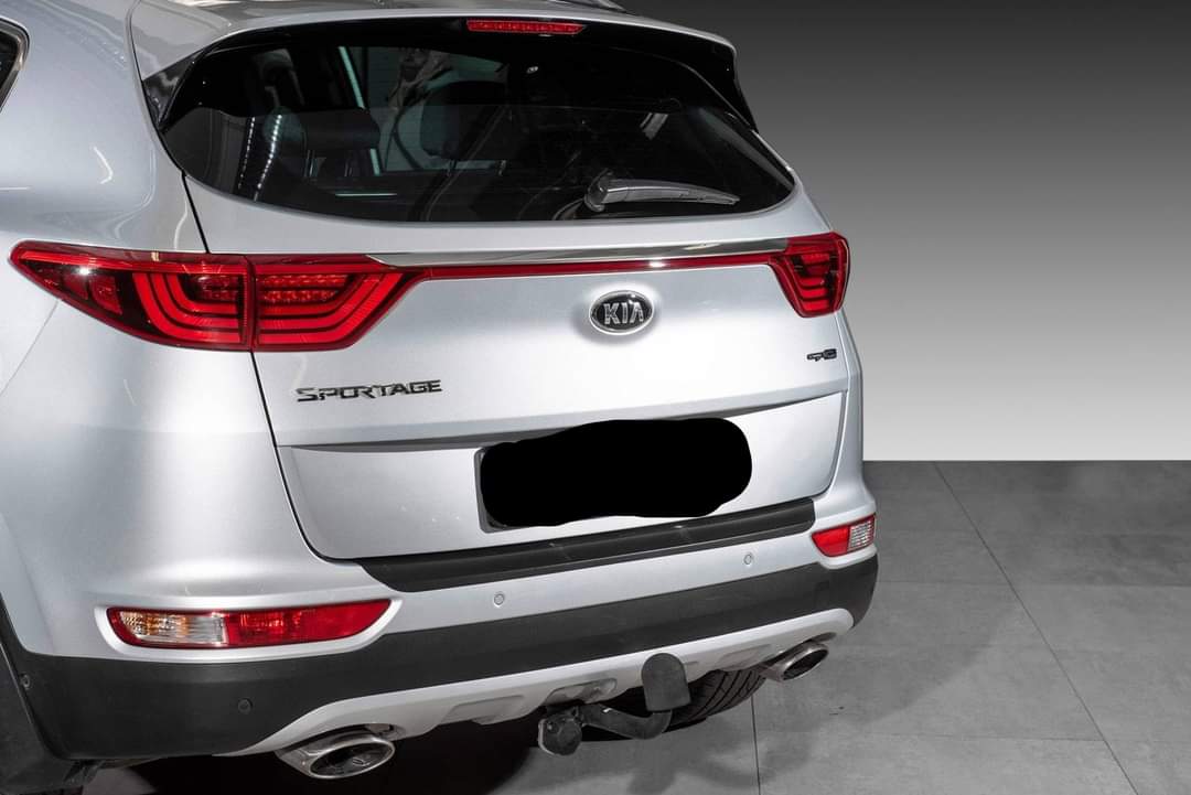 Kia Sportage 2.0 – Image 9