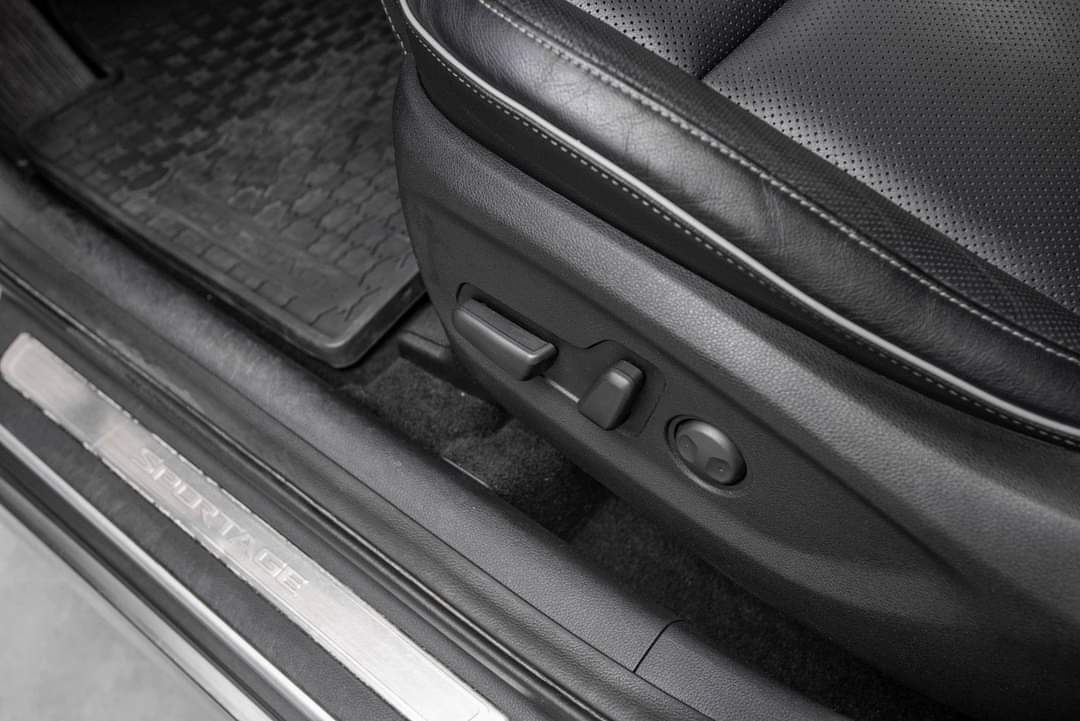 Kia Sportage 2.0 – Image 7