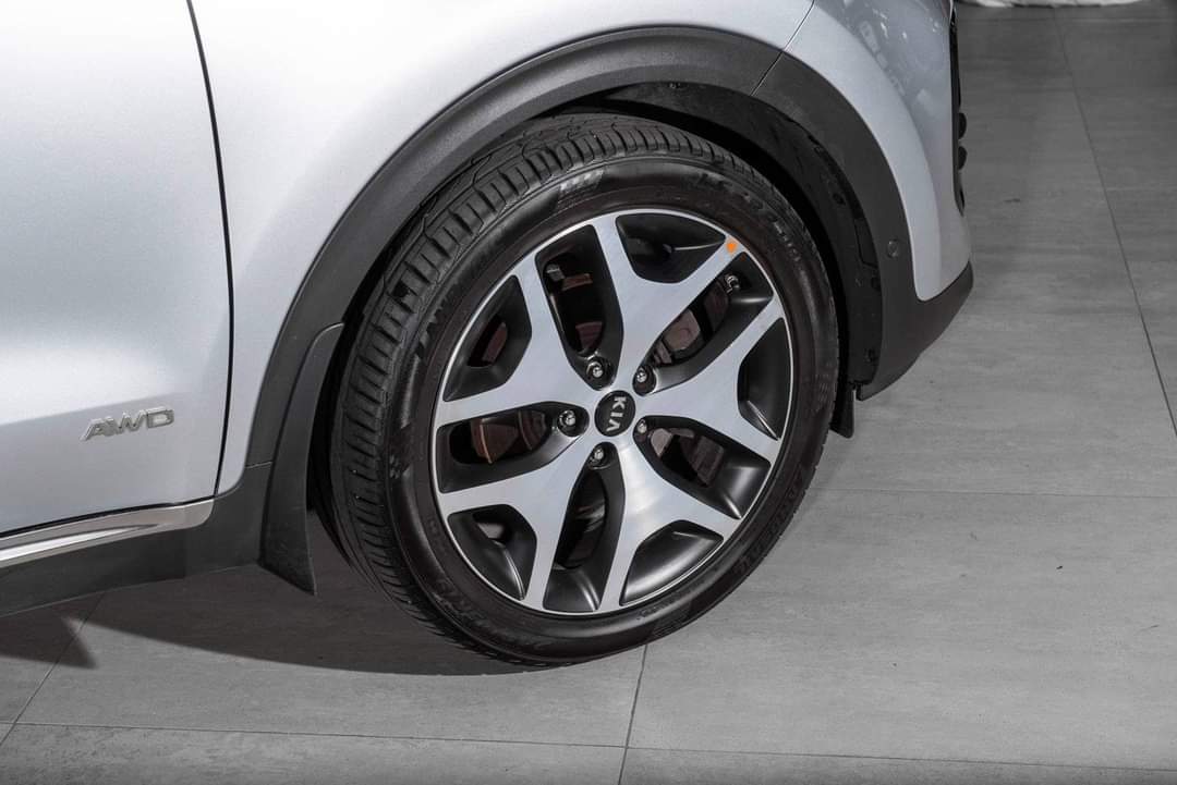 Kia Sportage 2.0 – Image 17