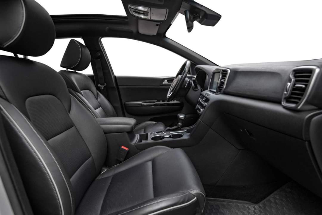 Kia Sportage 2.0 – Image 19