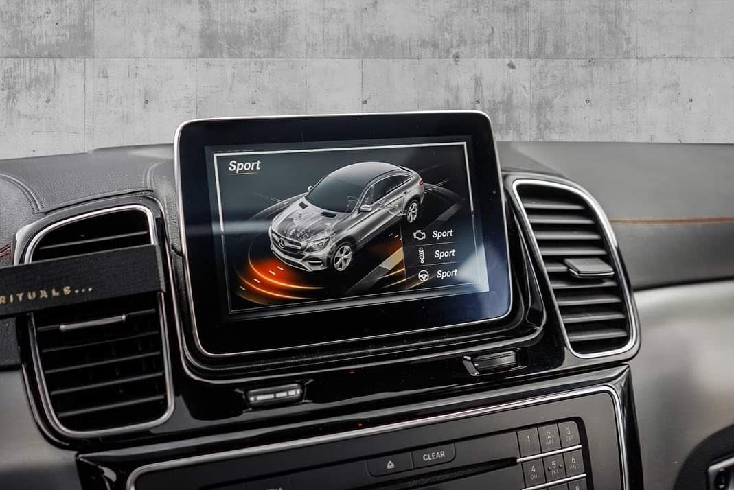 Mercedes-Benz GLE 350d – Image 9