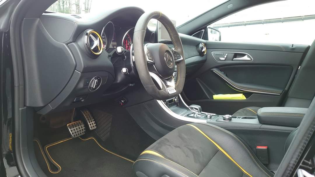 Mercedes-Benz CLA AMG 45 – Image 17