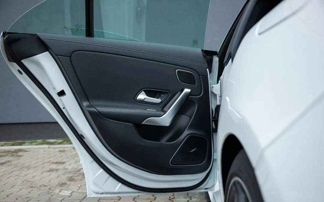 Mercedes-Benz CLA AMG 45 – Image 14