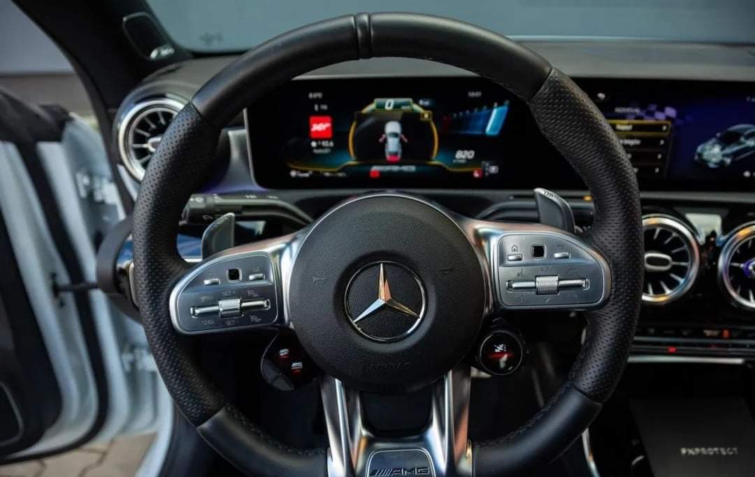 Mercedes-Benz CLA AMG 45 – Image 27