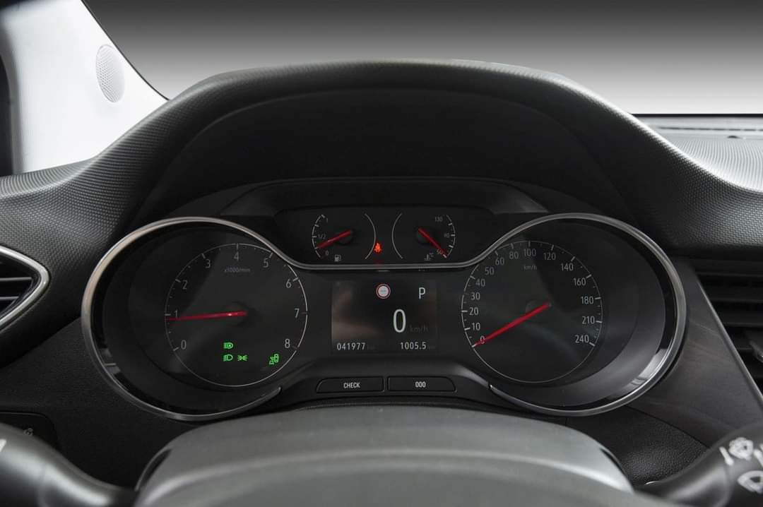 Opel Crossland X – Image 12