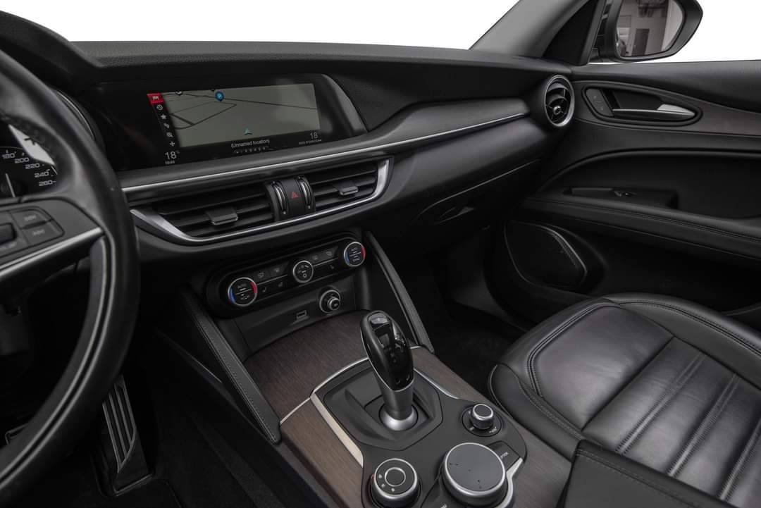 Alfa Romeo Stelvio – Image 12