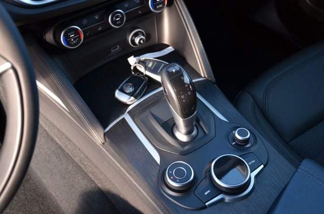 Alfa Romeo Stelvio – Image 10