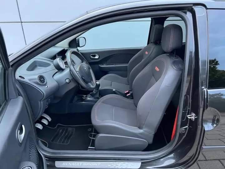 Renault Twingo sport Rs – Image 18