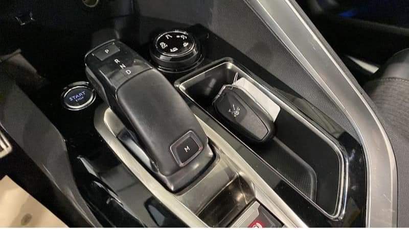 PEUGEOT 5008 – Image 22