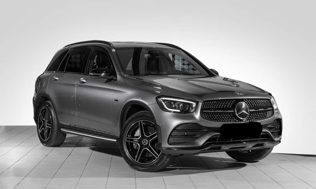 Mercedes-Benz GLC 300e – Image 2