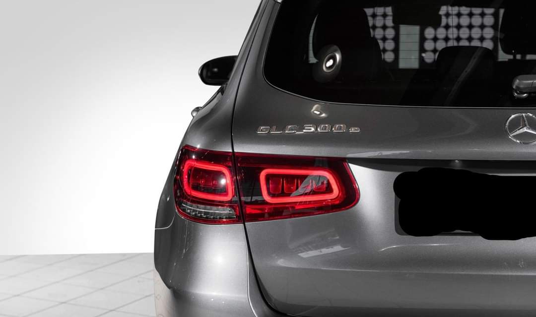 Mercedes-Benz GLC 300e – Image 3