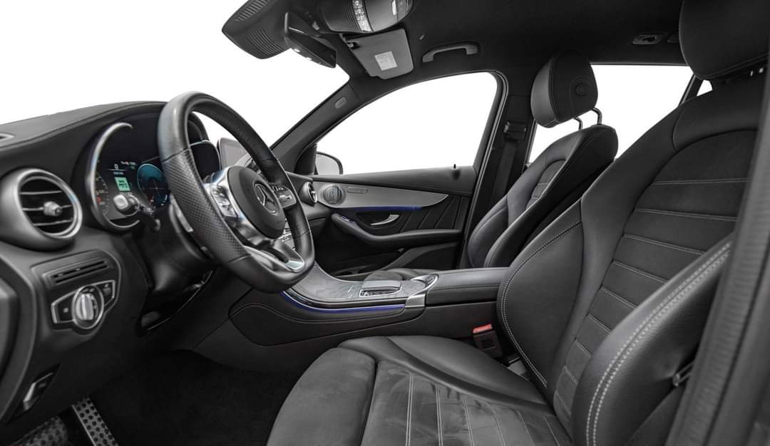 Mercedes-Benz GLC 300e – Image 18
