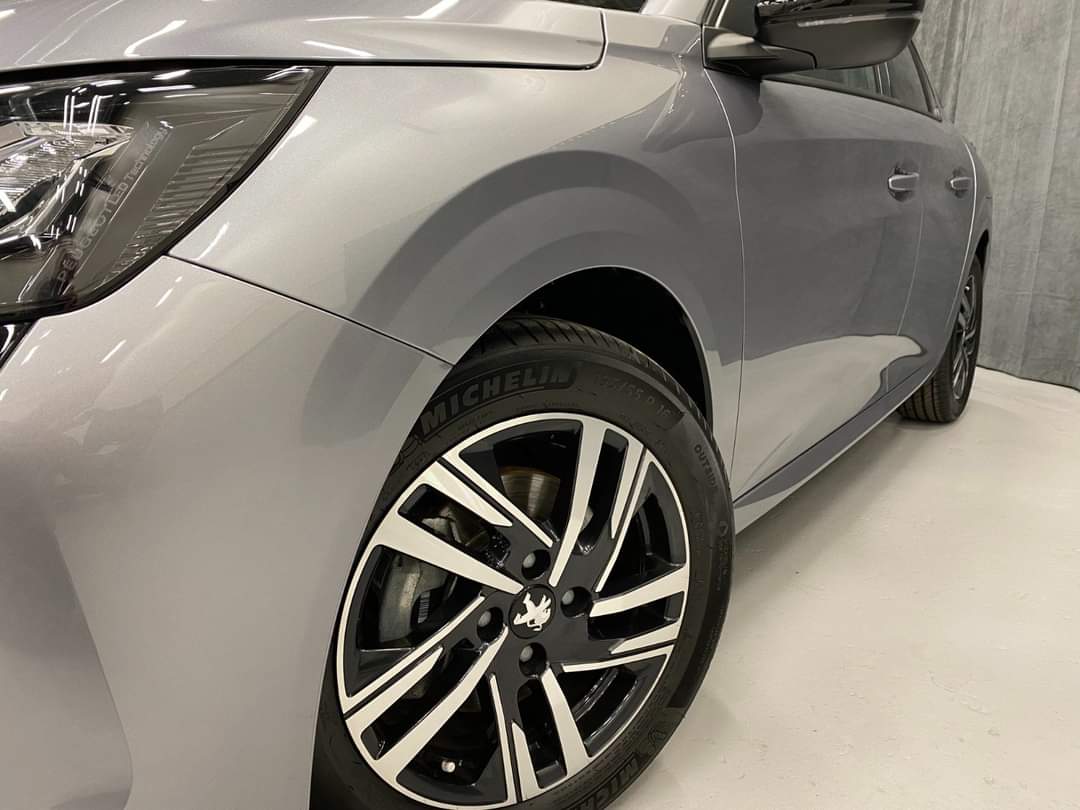 Peugeot 208 Allure – Image 4