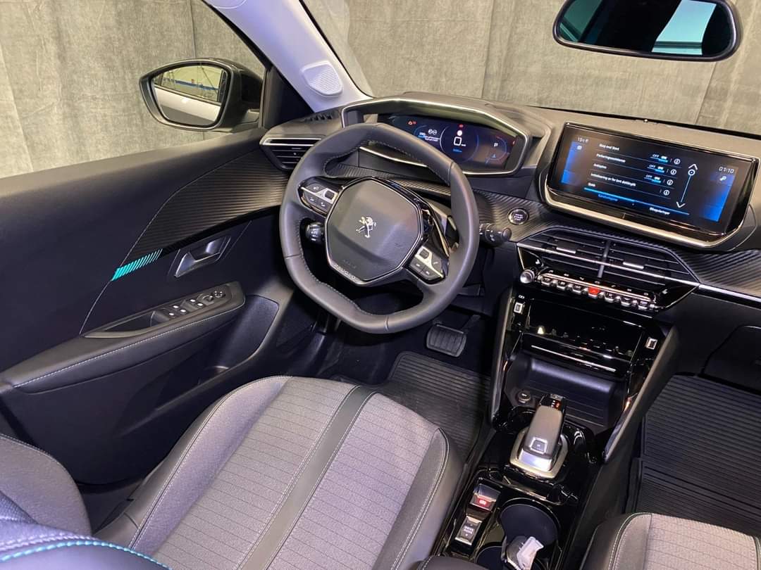 Peugeot 208 Allure – Image 12